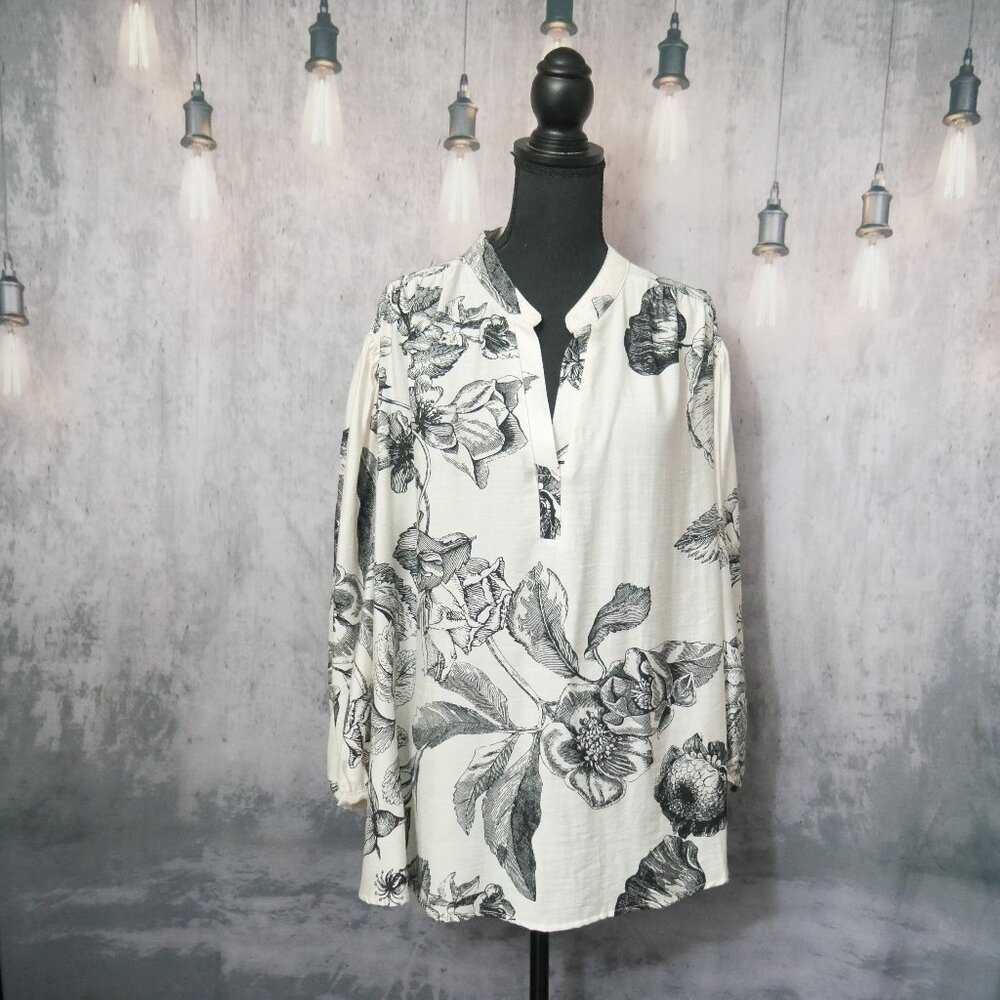 MLLE Gabrielle Cream & Black Floral Tunic Top 3x
